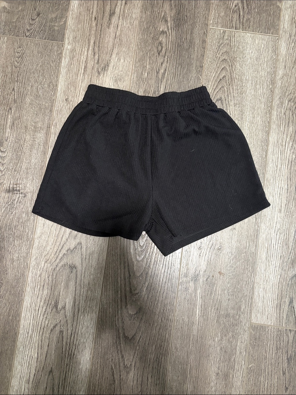 Women's Black Ribbed Elastic-Waist Shorts
